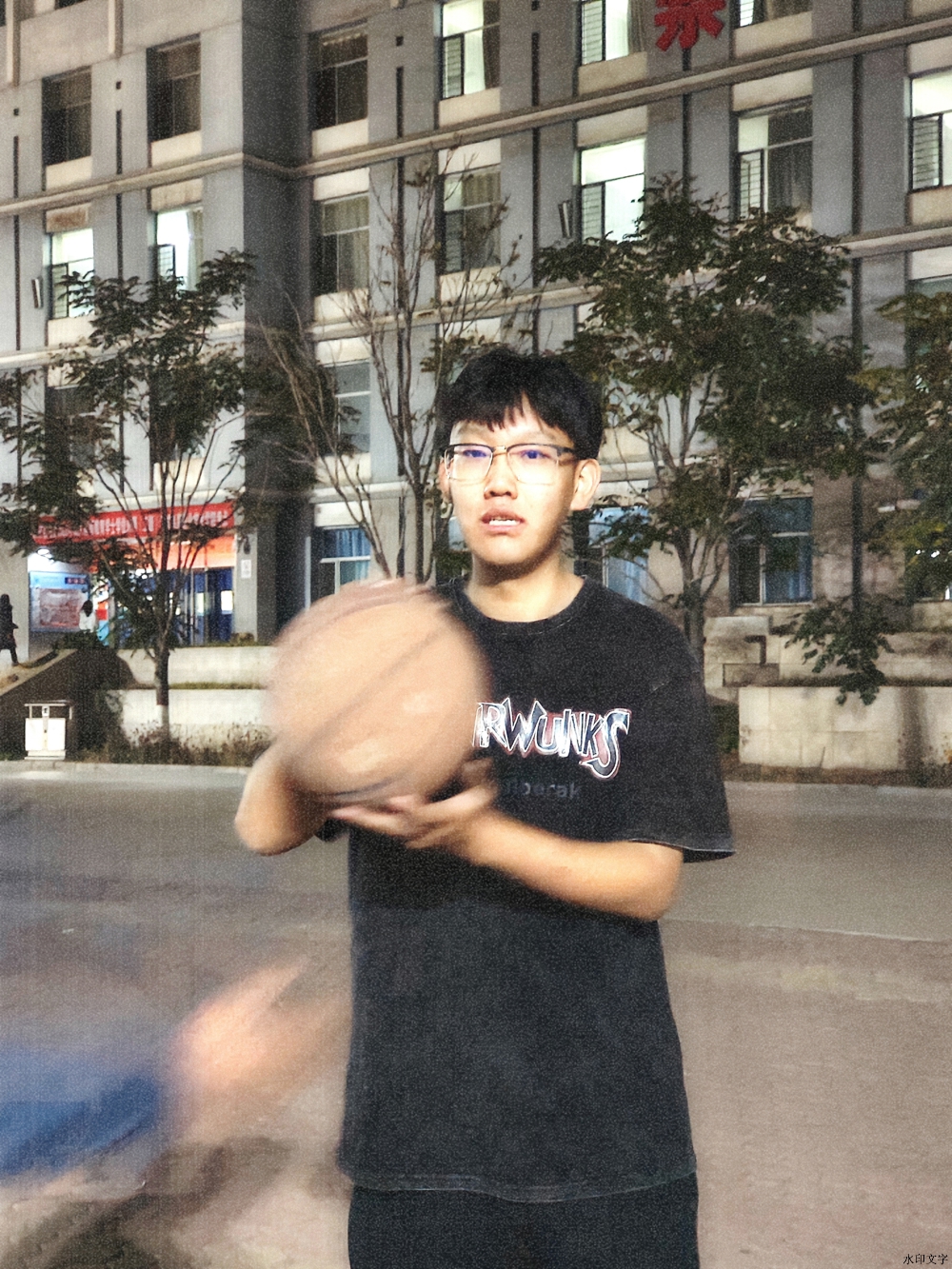 28b4f7980d6e454c89cf18bad11eee90.jpg