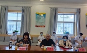 醫學系教師慰問在醫院實習的學生并座談交流